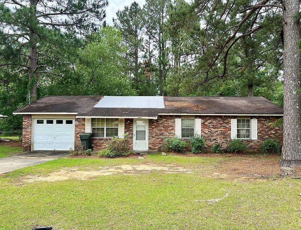2404 Glen Haven Drive, Dothan, AL 36301