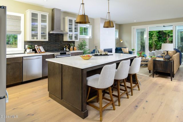 42 Cannon Royal Drive, Wilton, NY 12866