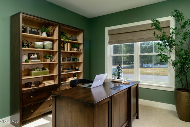 42 Cannon Royal Drive, Wilton, NY 12866