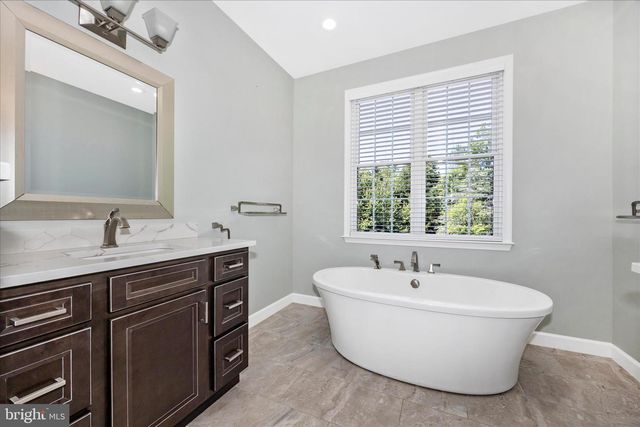 1510 LOCKSLEY LN, Mount Airy, MD 21771