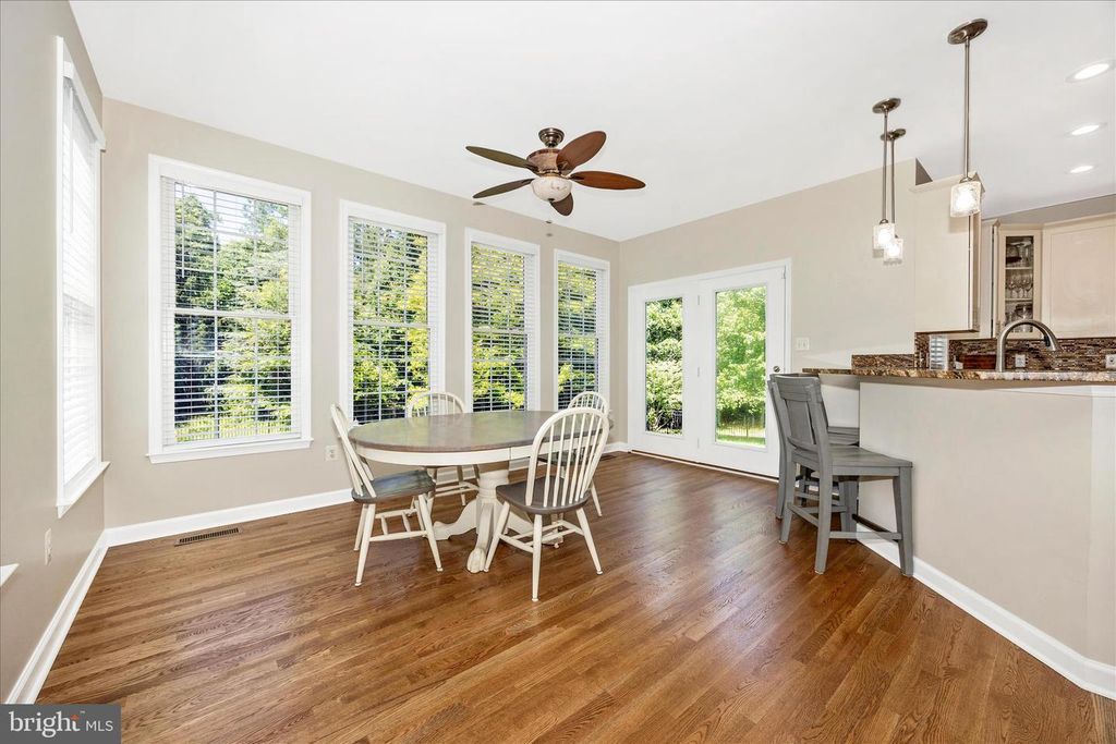 Image 16 of property listing at 1510 LOCKSLEY LN, Mount Airy, MD 21771