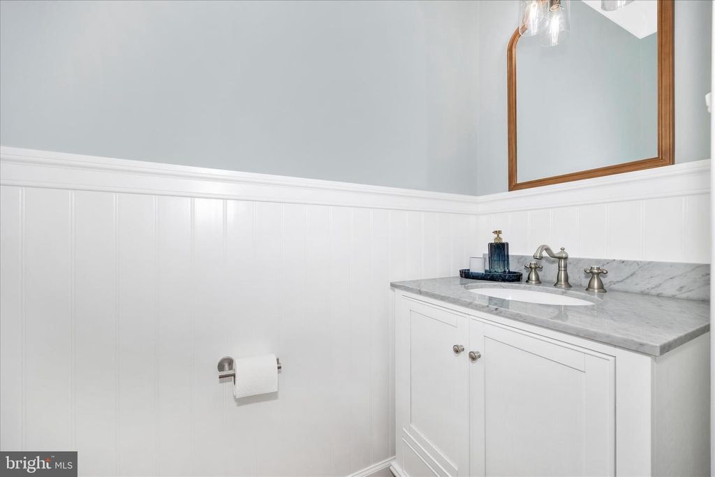 Image 24 of property listing at 1510 LOCKSLEY LN, Mount Airy, MD 21771