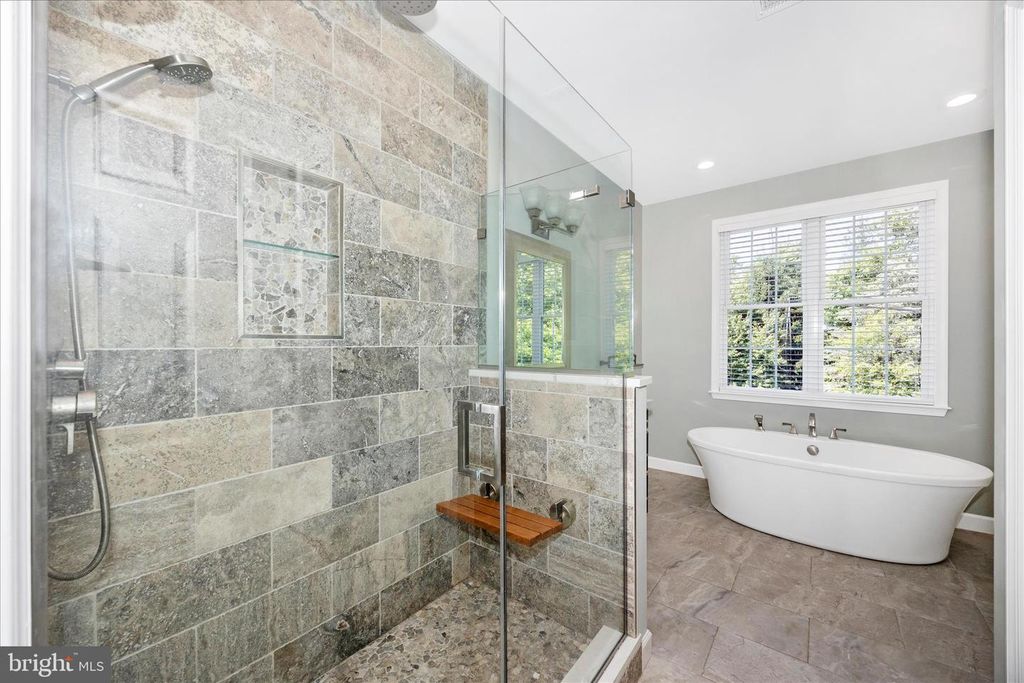 Image 32 of property listing at 1510 LOCKSLEY LN, Mount Airy, MD 21771