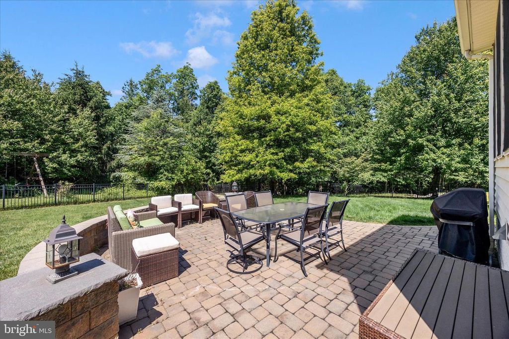 Image 45 of property listing at 1510 LOCKSLEY LN, Mount Airy, MD 21771