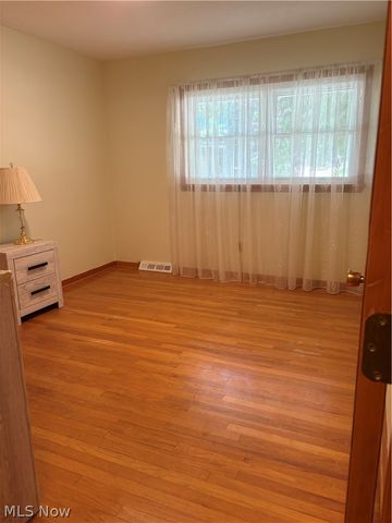 6894 Lalemant Drive, Parma, OH 44129