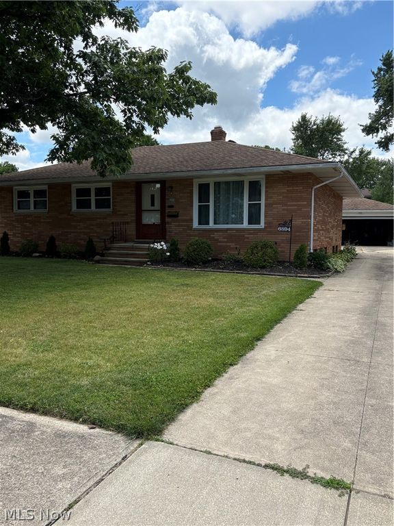 6894 Lalemant Drive, Parma, OH 44129