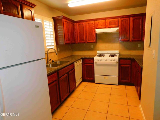 10021 RAILROAD Drive 104, El Paso, TX 79924