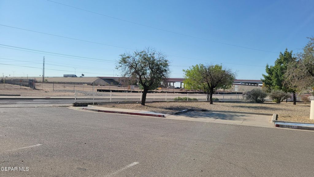 10021 RAILROAD Drive 104, El Paso, TX 79924