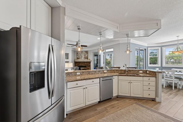 6119 9TH AVENUE CIRCLE NE, Bradenton, FL 34212