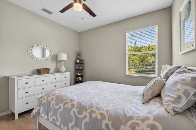6119 9TH AVENUE CIRCLE NE, Bradenton, FL 34212