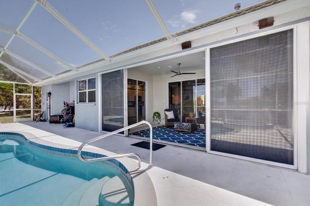 6119 9TH AVENUE CIRCLE NE, Bradenton, FL 34212