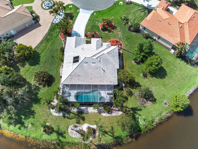 6119 9TH AVENUE CIRCLE NE, Bradenton, FL 34212