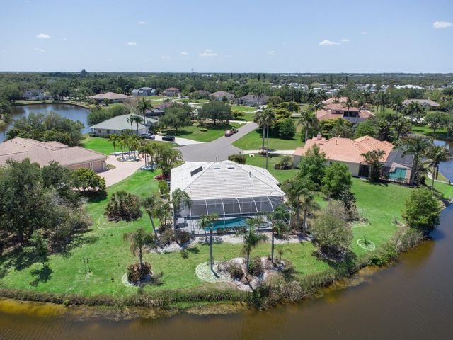 6119 9TH AVENUE CIRCLE NE, Bradenton, FL 34212