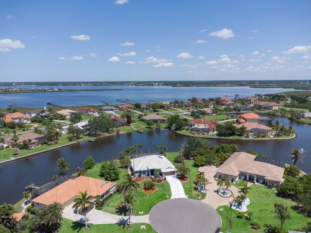 6119 9TH AVENUE CIRCLE NE, Bradenton, FL 34212