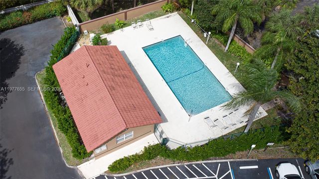 8600 NW 34th Pl B206, Sunrise, FL 33351