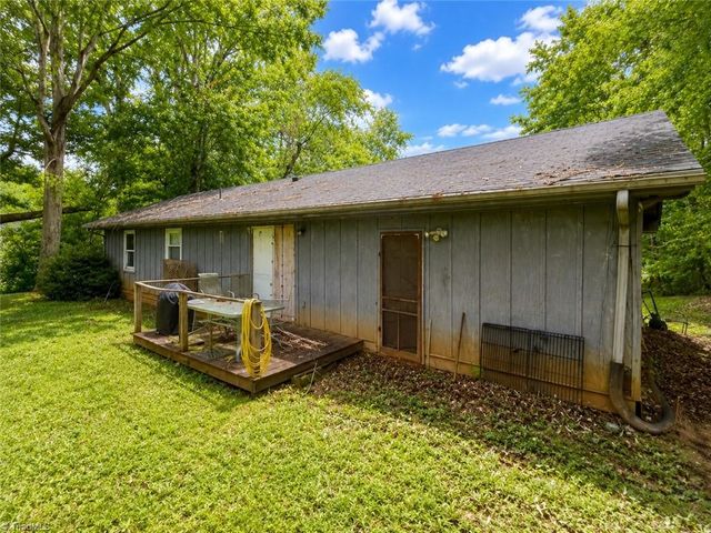 212 Bermuda Drive, North Wilkesboro, NC 28659