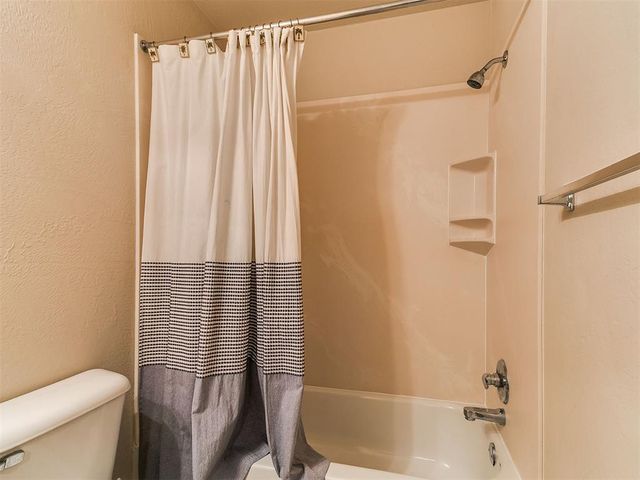 17609 Cobalt Avenue, Edmond, OK 73012