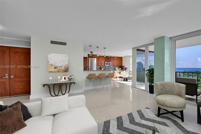 936 Intracoastal Dr 15H, Fort Lauderdale, FL 33304