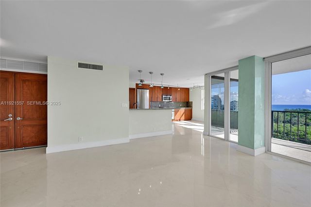 936 Intracoastal Dr 15H, Fort Lauderdale, FL 33304
