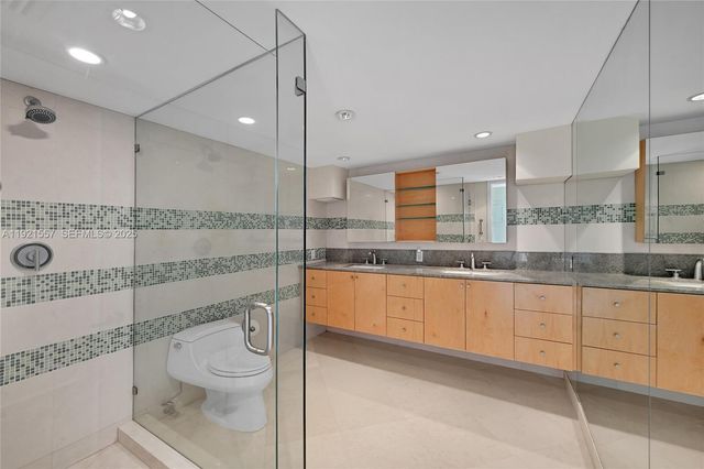 936 Intracoastal Dr 15H, Fort Lauderdale, FL 33304