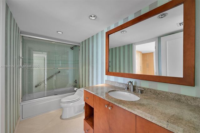 936 Intracoastal Dr 15H, Fort Lauderdale, FL 33304