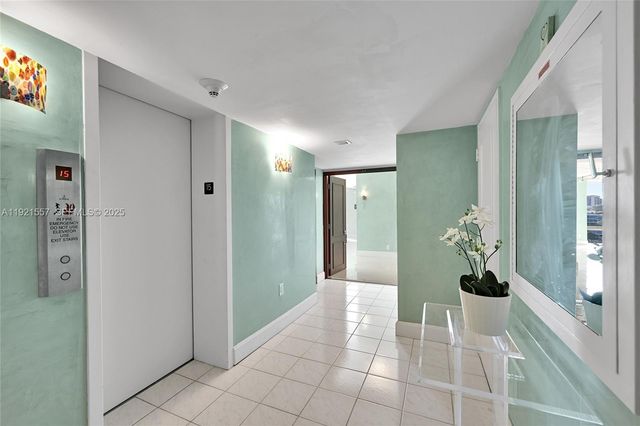 936 Intracoastal Dr 15H, Fort Lauderdale, FL 33304