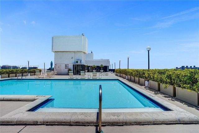 936 Intracoastal Dr 15H, Fort Lauderdale, FL 33304