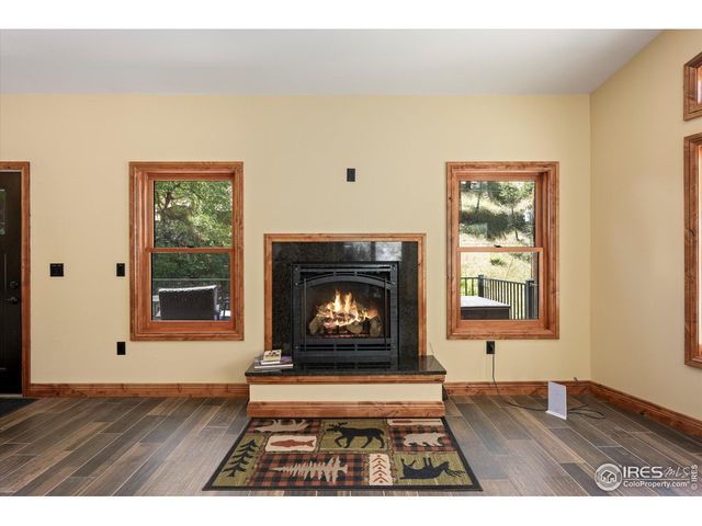 200 Falls Creek Dr, Bellvue, CO 80512