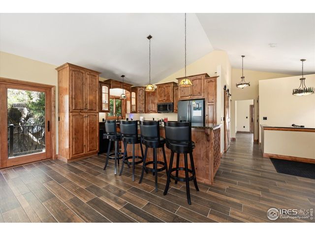 200 Falls Creek Dr, Bellvue, CO 80512