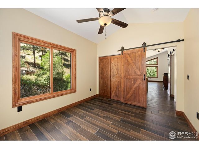 200 Falls Creek Dr, Bellvue, CO 80512