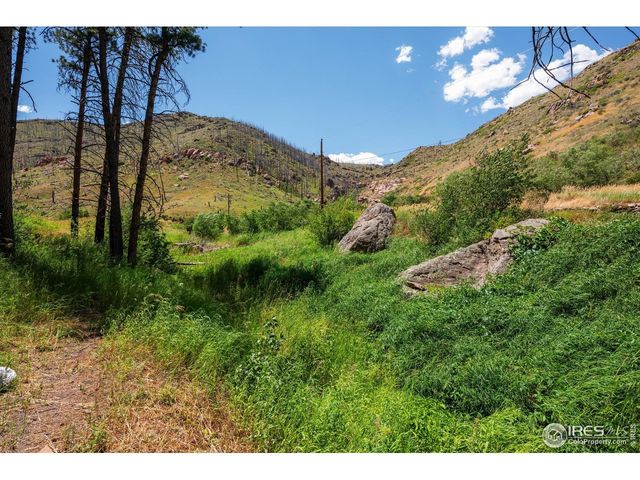 200 Falls Creek Dr, Bellvue, CO 80512