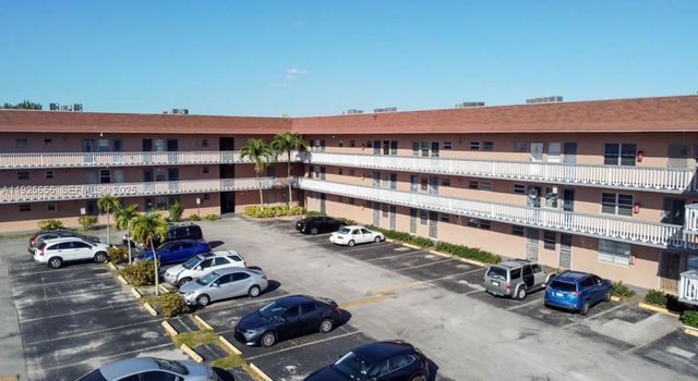 18555 NE 14th Ave 619, Miami, FL 33179