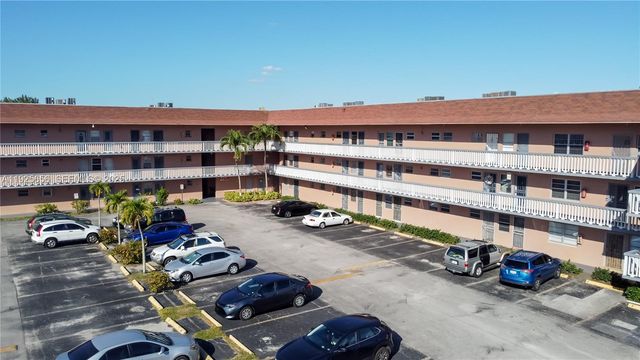 18555 NE 14th Ave 619, Miami, FL 33179