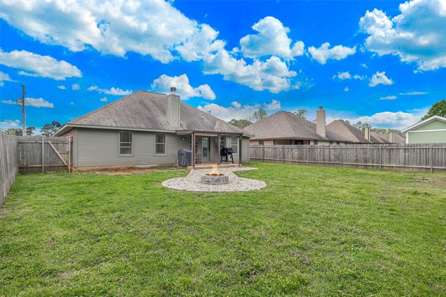 521 Big Red Circle, Haughton, LA 71037