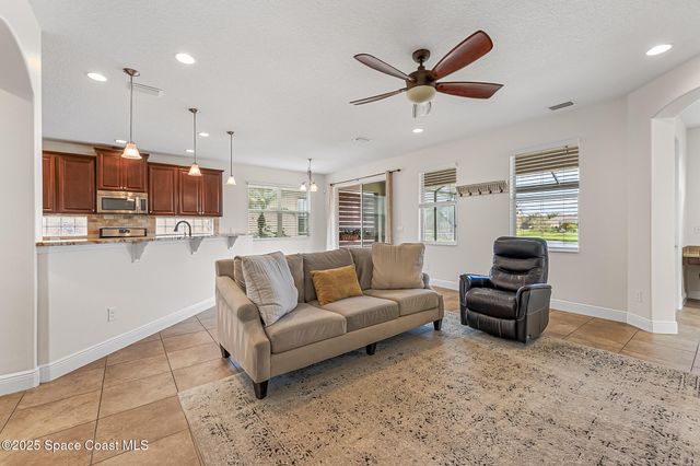 8551 Strom Park Drive, Melbourne, FL 32940