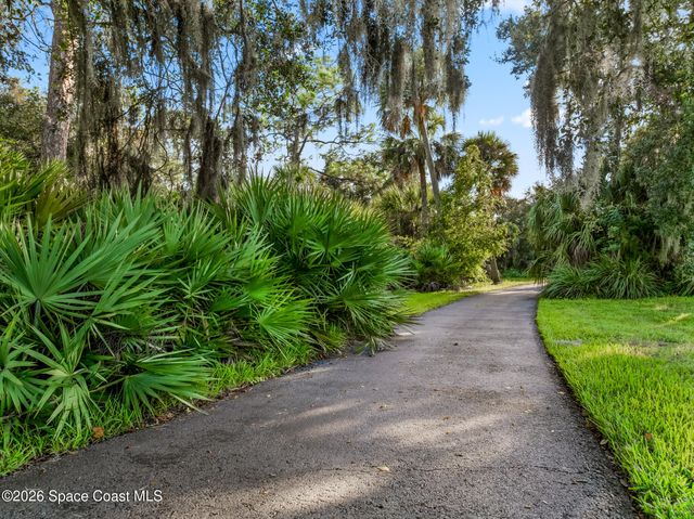 8551 Strom Park Drive, Melbourne, FL 32940