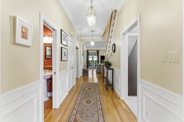 9889 CHAPEL BRIDGE ESTATES DR, Fairfax Station, VA 22039