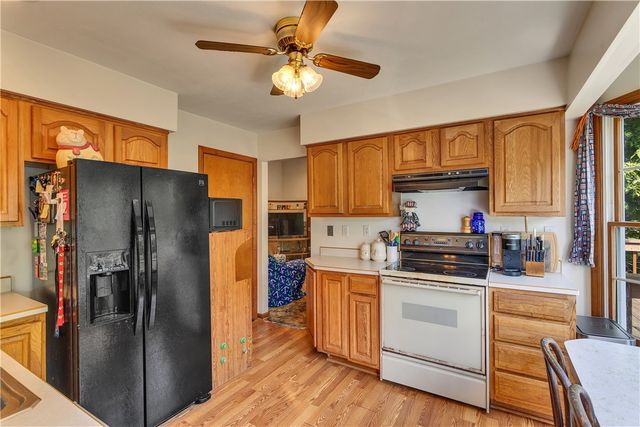 2637 Turkey Ridge Rd, Washington Twp, PA 15613
