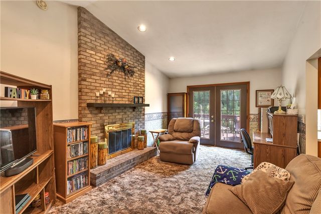 2637 Turkey Ridge Rd, Washington Twp, PA 15613