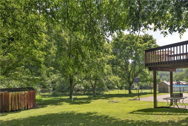 2637 Turkey Ridge Rd, Washington Twp, PA 15613