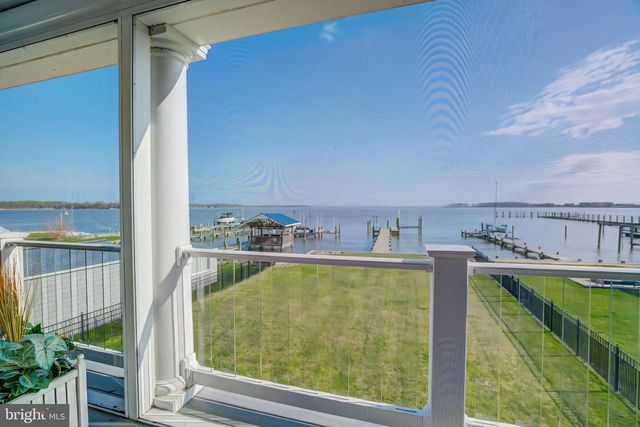 2811 BAY DR, Sparrows Point, MD 21219