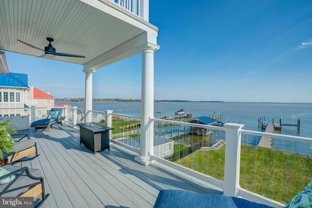2811 BAY DR, Sparrows Point, MD 21219