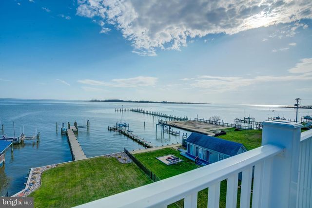 2811 BAY DR, Sparrows Point, MD 21219
