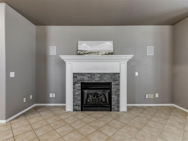 2275 Bradford Avenue, Newcastle, OK 73065