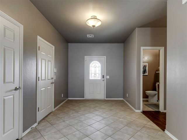 2275 Bradford Avenue, Newcastle, OK 73065