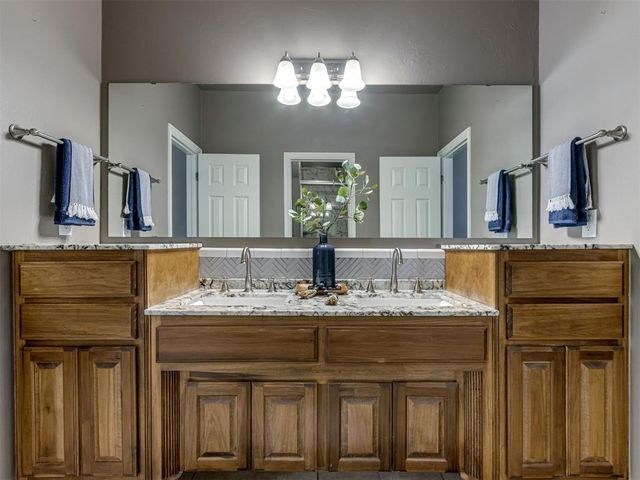 2275 Bradford Avenue, Newcastle, OK 73065