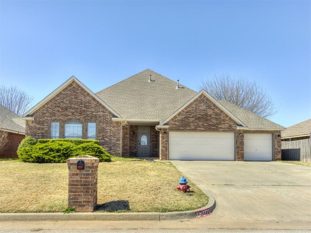 2275 Bradford Avenue, Newcastle, OK 73065