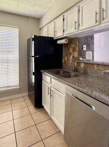 1515 Sandy Springs Road 2801, Houston, TX 77042