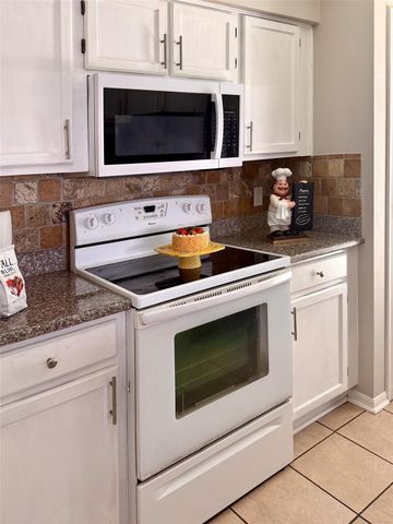 1515 Sandy Springs Road 2801, Houston, TX 77042
