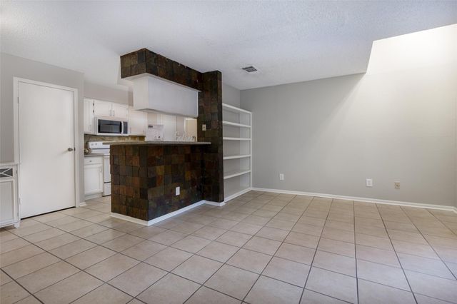 1515 Sandy Springs Road 2801, Houston, TX 77042